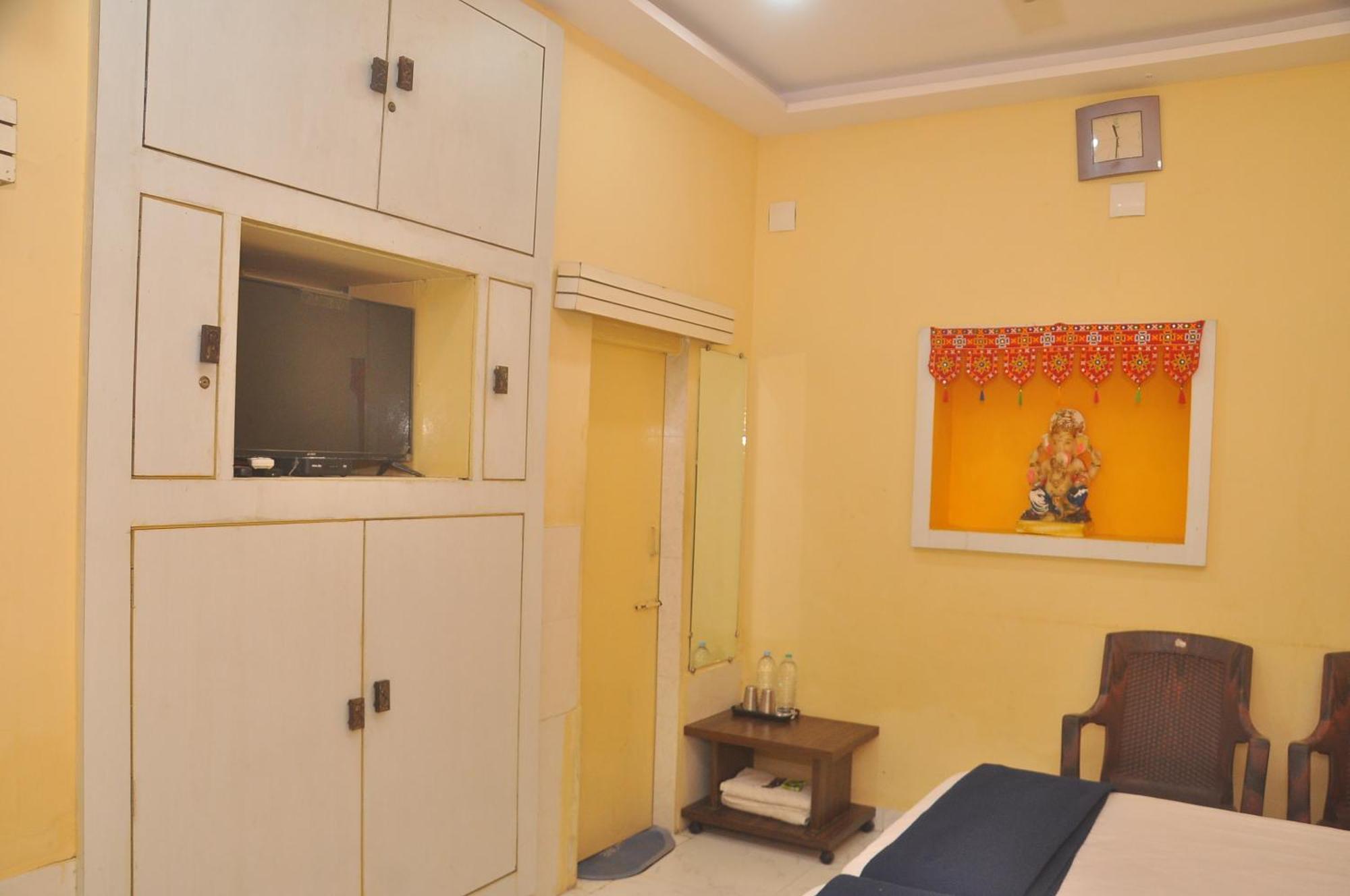 Chitrakut Bungalows Dwārka Dış mekan fotoğraf