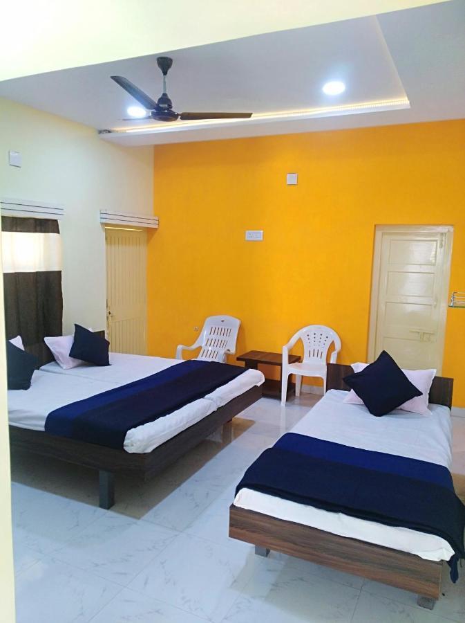 Chitrakut Bungalows Dwārka Dış mekan fotoğraf